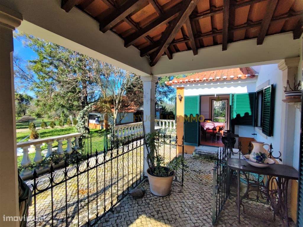 Vende-se: Elegante moradia térrea com anexo e piscina aquecida - Cu...-33