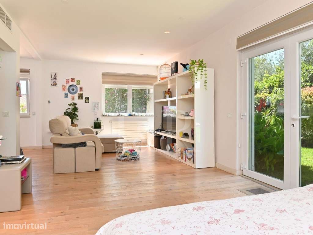 Moradia T6 com jardim, piscina e vista rio no Restelo, Lisboa-20