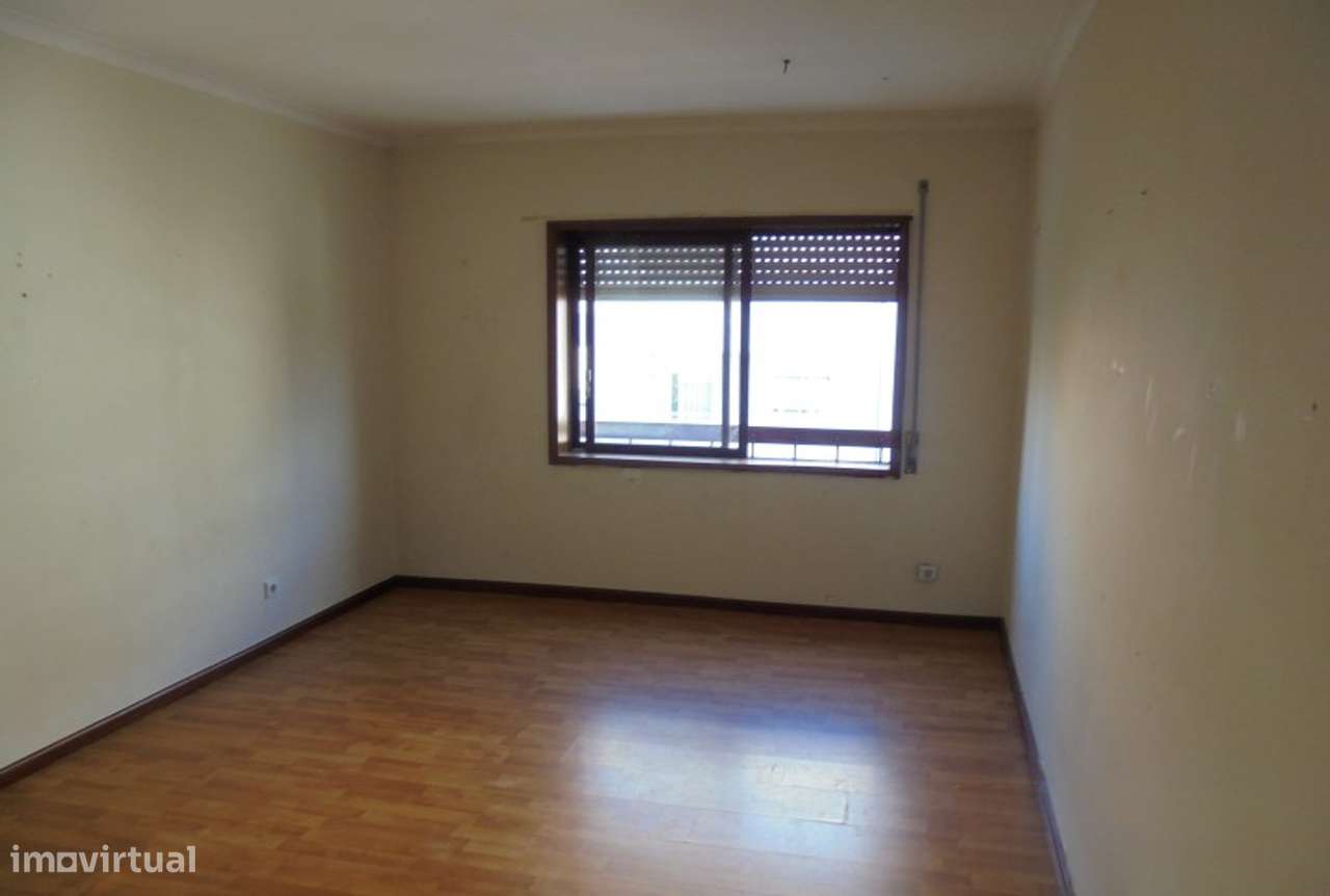 Apartamento em Maia, Maia - Grande imagem: 5/17