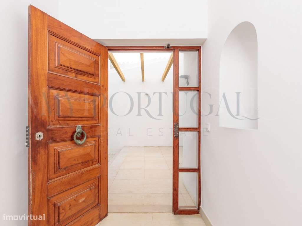 Moradia em banda Contemporânea T3+1 com Jardim Privado e Espaço Ext...-3