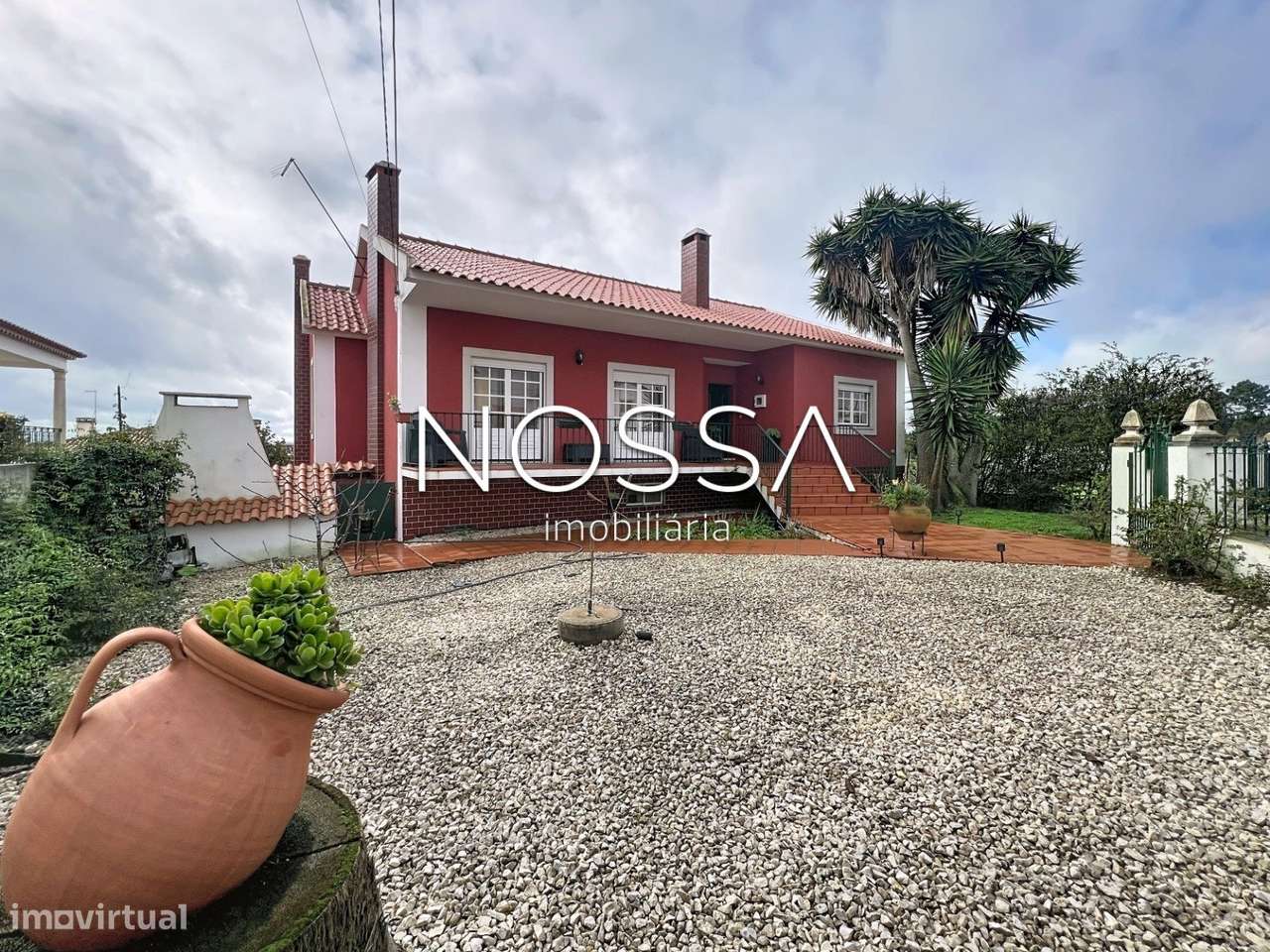 Moradia Bi-familiar | Renovada | Piscina | Caldas Rainha-55