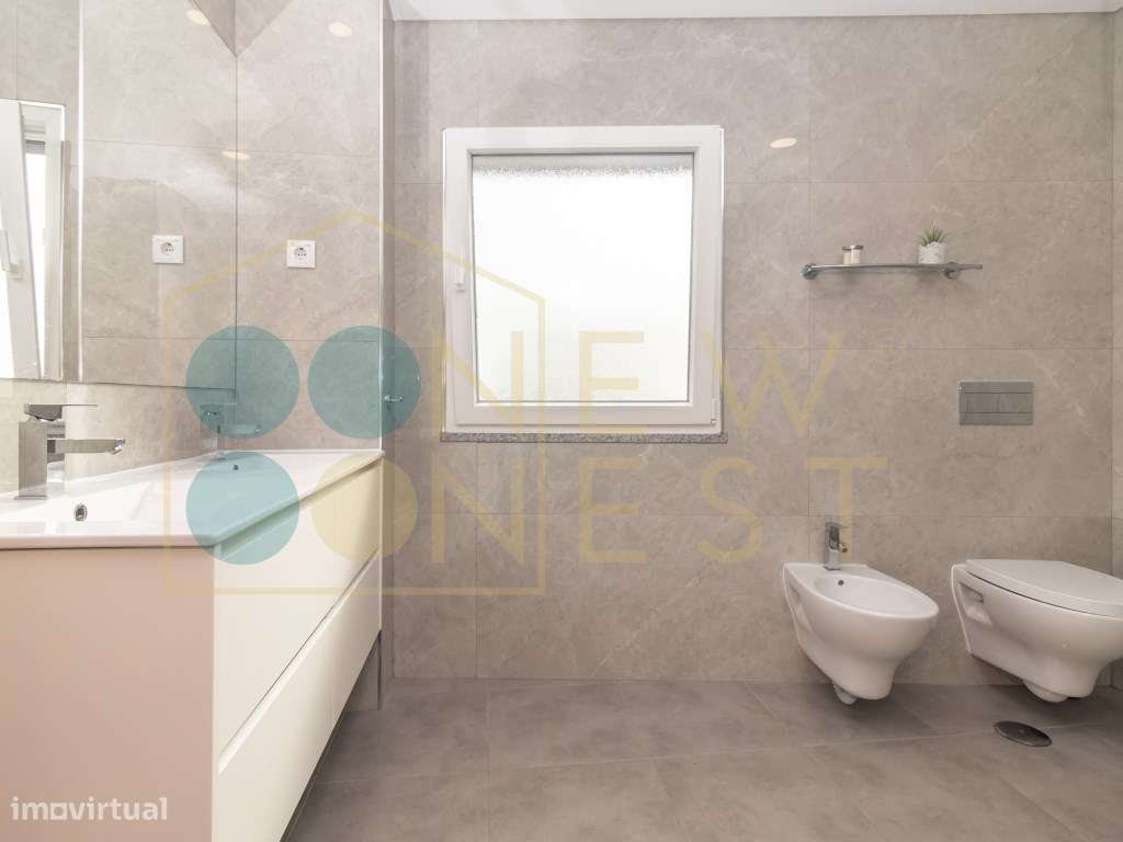 Moradia T4 com piscina e garagem nas Manteigadas | Setúbal-32