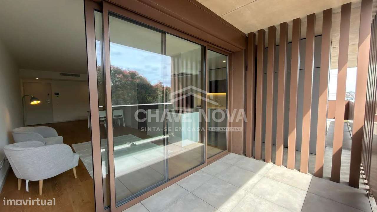 Apartamento T3 Novo c/ 2 Lugares de Garagem em Oliveira do Douro-22