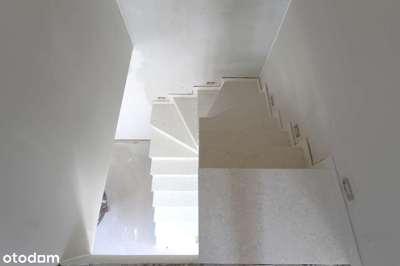 Dom 4 pokoje 105 m2 STARY DĘBIEC (JURKOWO)-9