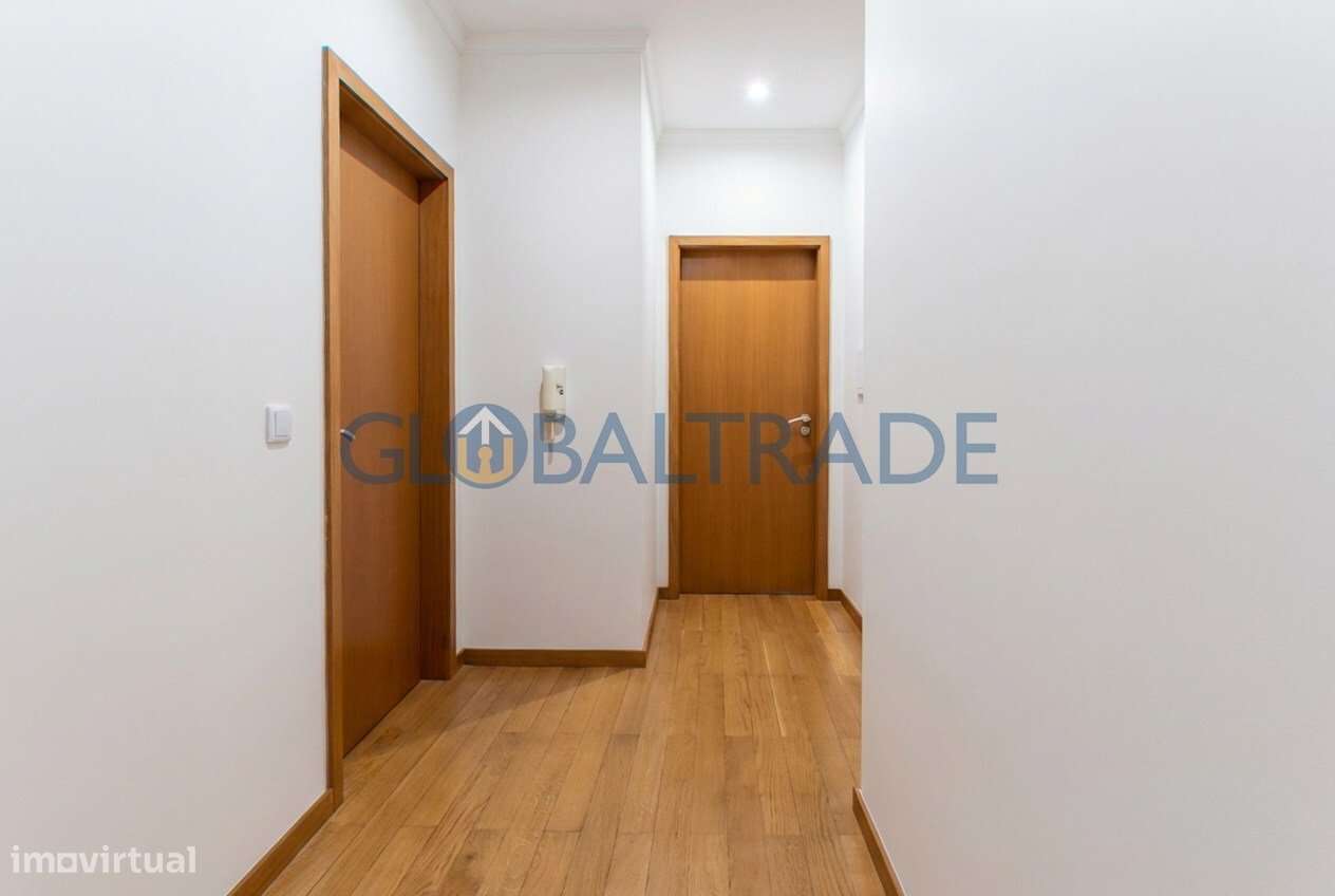 Duplex T2+1 com vista mar em Canidelo-59