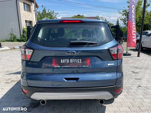 Ford Kuga 1.5 Ecoboost 2WD - 11