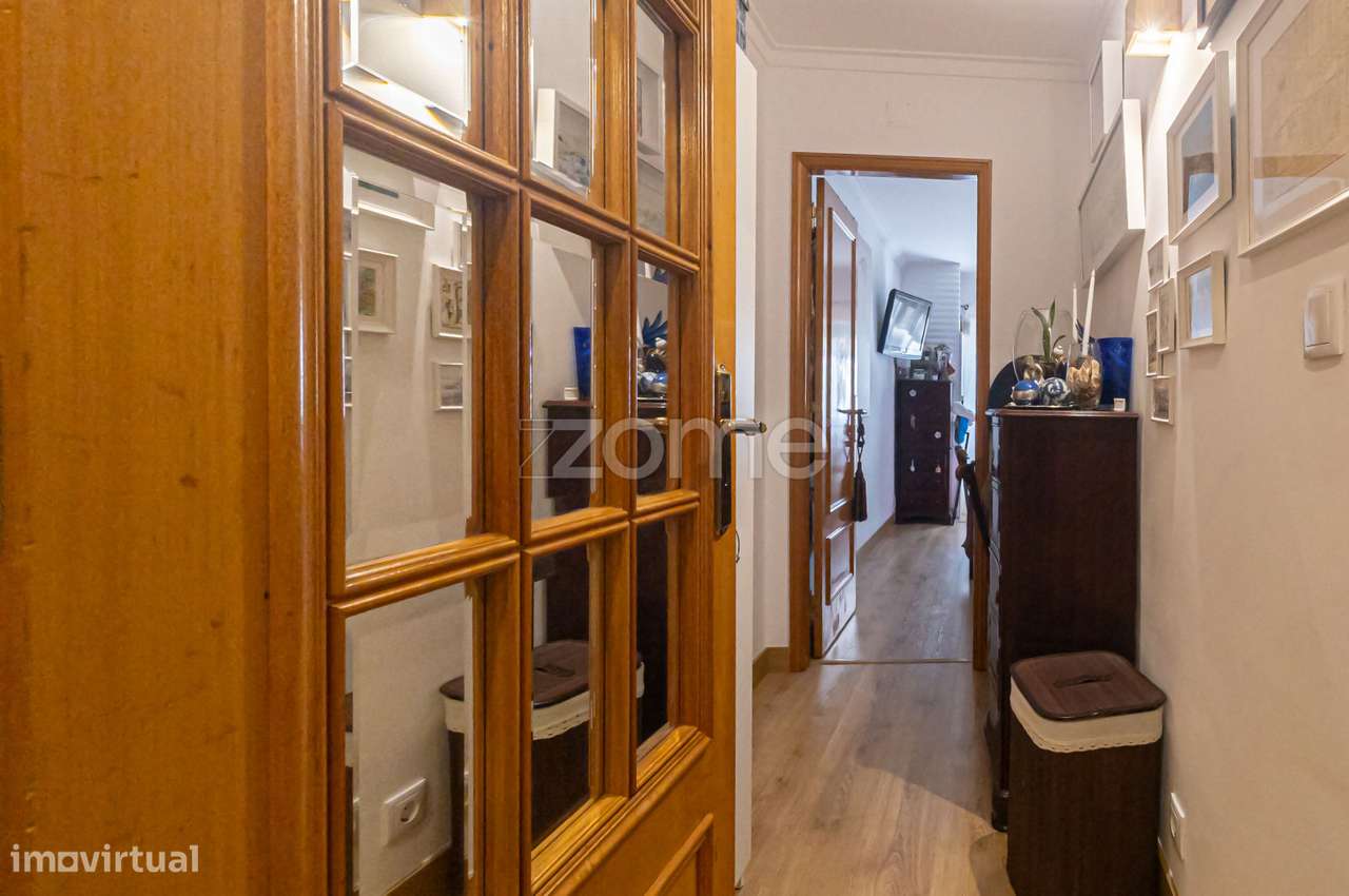 Apartamento T2 à venda na Rua Holanda-11