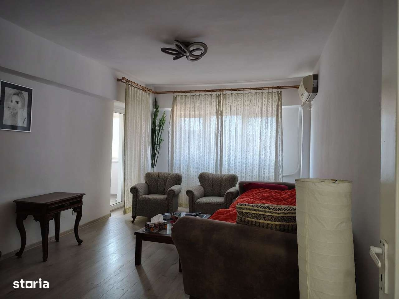 4 camere Mosilor centrala proprie, decomandat