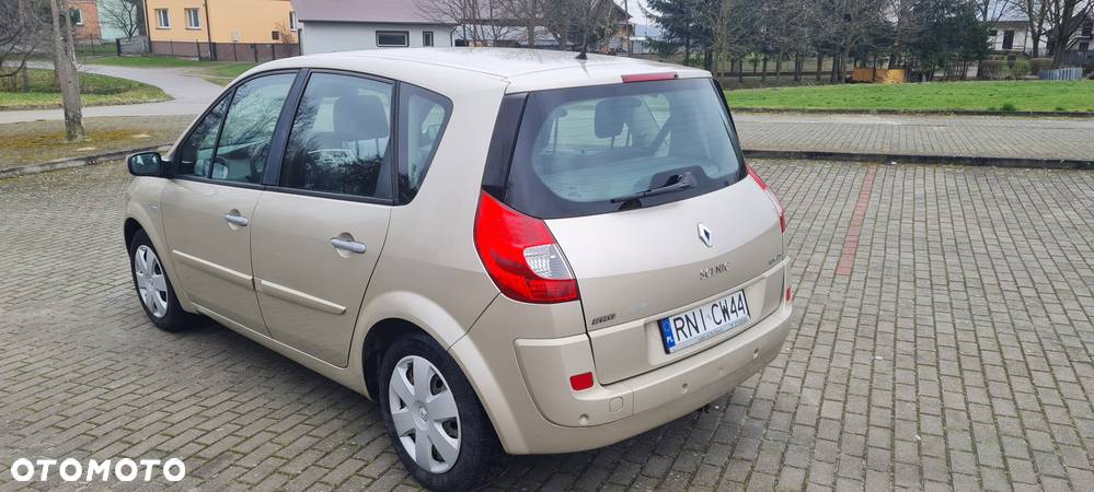 Renault Scenic 2.0 16V Expression - 4