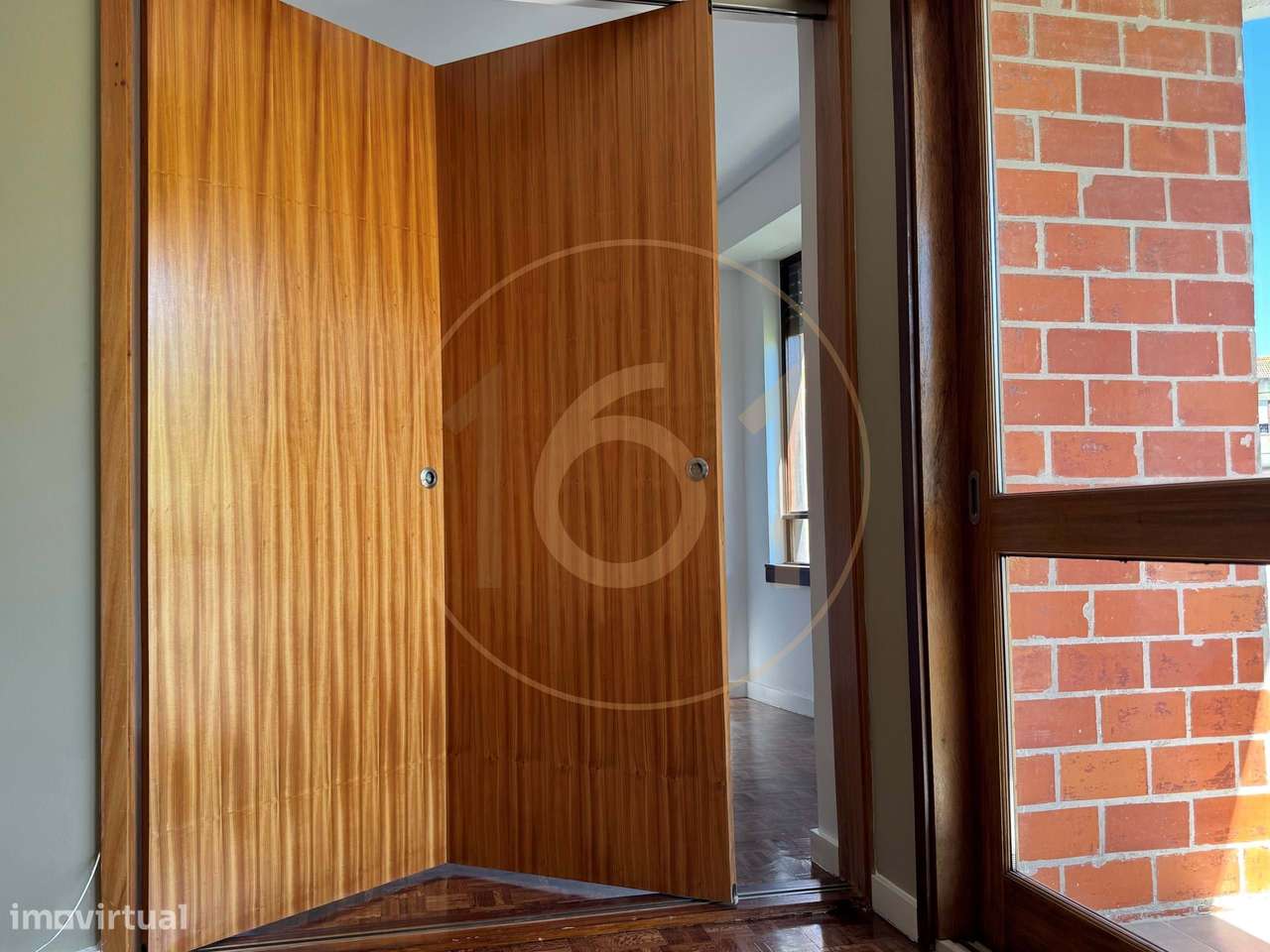 Apartamento T3 com varanda, para venda , no Porto-7