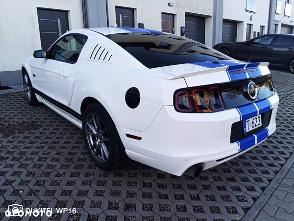 Ford Mustang 5.0 V8 GT Premium - 27