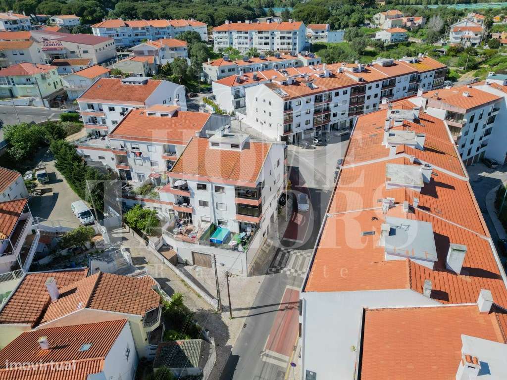 T3 com Excelentes Áreas no Estoril | Luminosidade, Qualidade de Con...-27