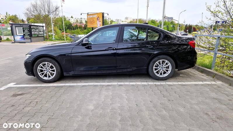 BMW Seria 3 318d Advantage - 2