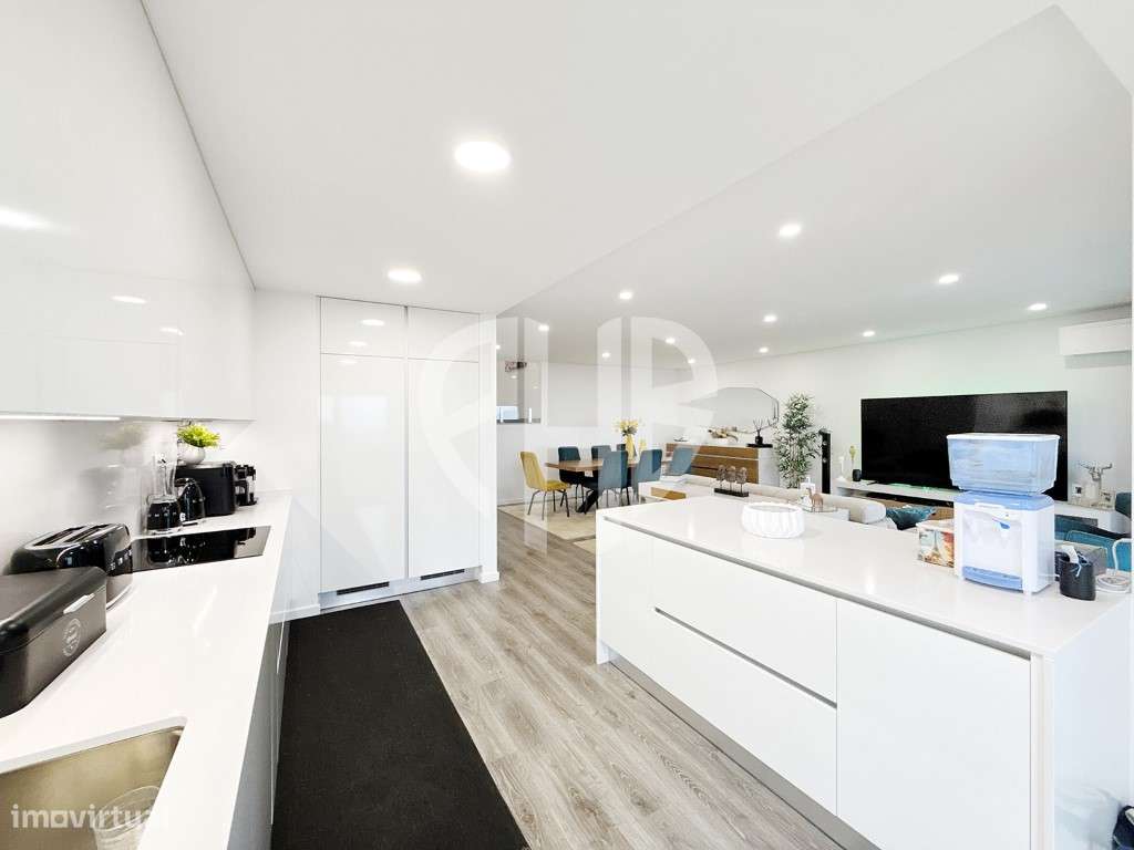 Apartamento T4 Duplex 3/ Suites com Vista Lisboa / Rio Tejo-16