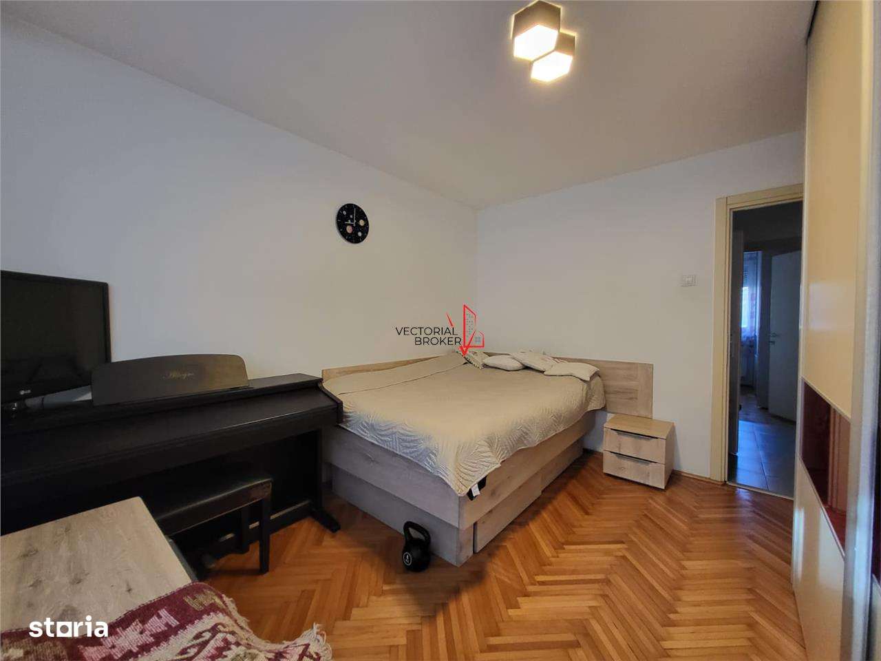 3 CAMERE  ZONA VERDE  PARCARE SI BOXA-4