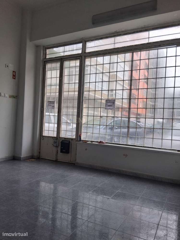 Loja no Dafundo, Oeiras - Oportunidade Única!-6