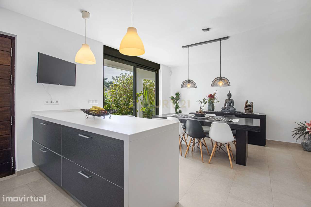 Moradia Isolada T4 291m2 em Lote de 1050 m2 em Mucifal, Colares, Sintr-17