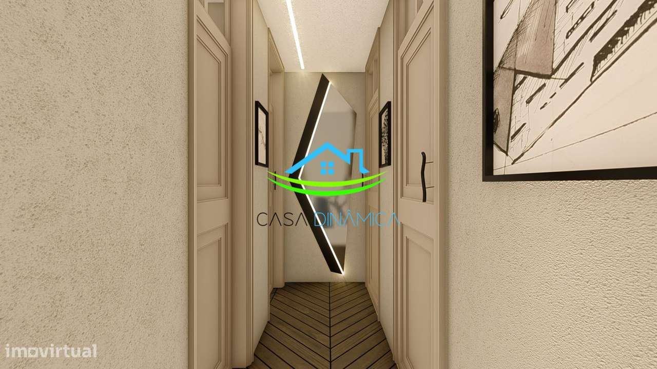 Moradia T4 para Recuperar com Negócio no Rés do Chão a 200 metros d-45