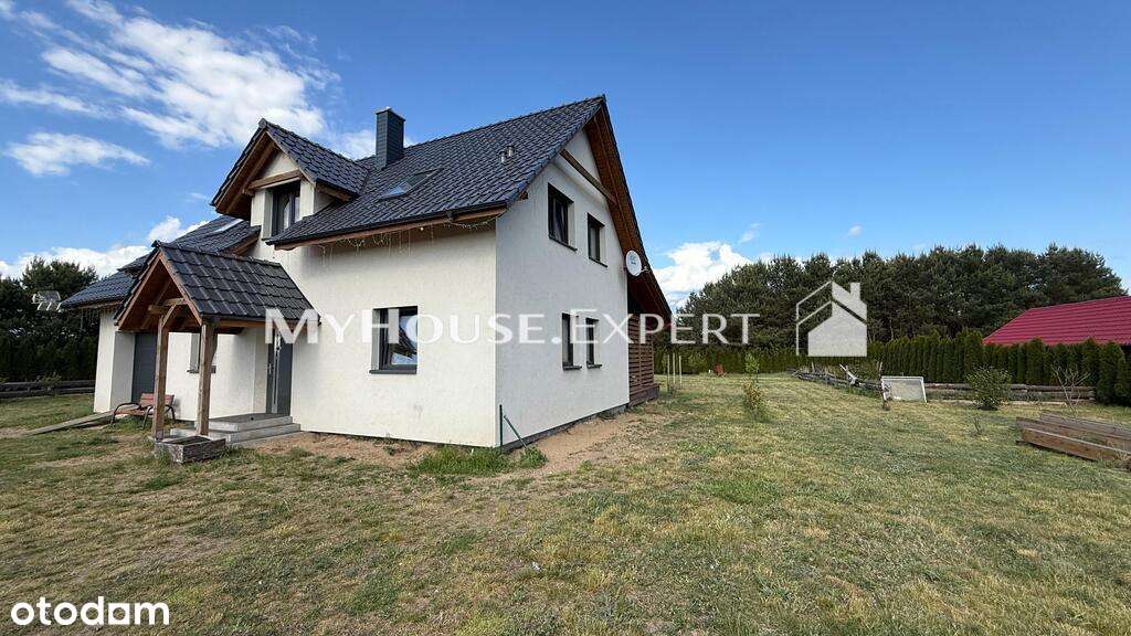 Dom na dużej działce czeka na Ciebie!-9