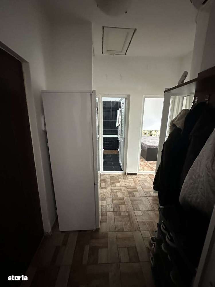 Apartament 2 camere decomandat mobilat, etaj 5/5, Poarta 6, 37,23 mp - Imagine principală: 5/8