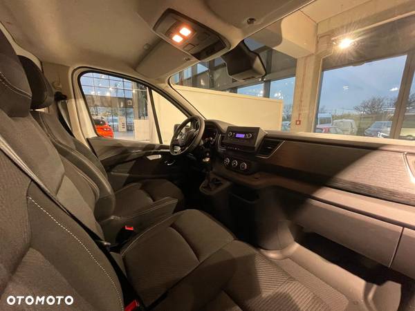 Renault Trafic - 20