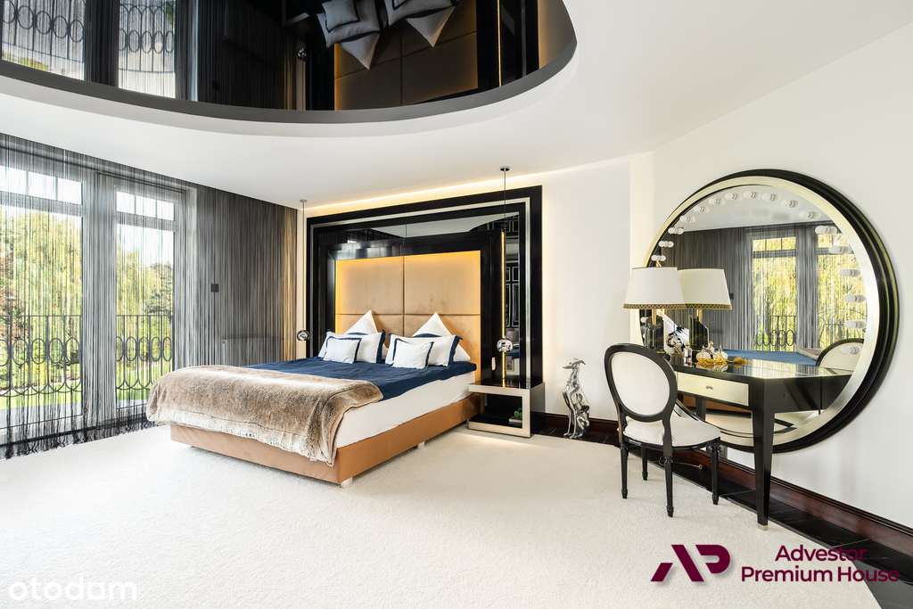 Willa z basenem + duża działka z własnym stawem - Pełny obrazek: 1/20