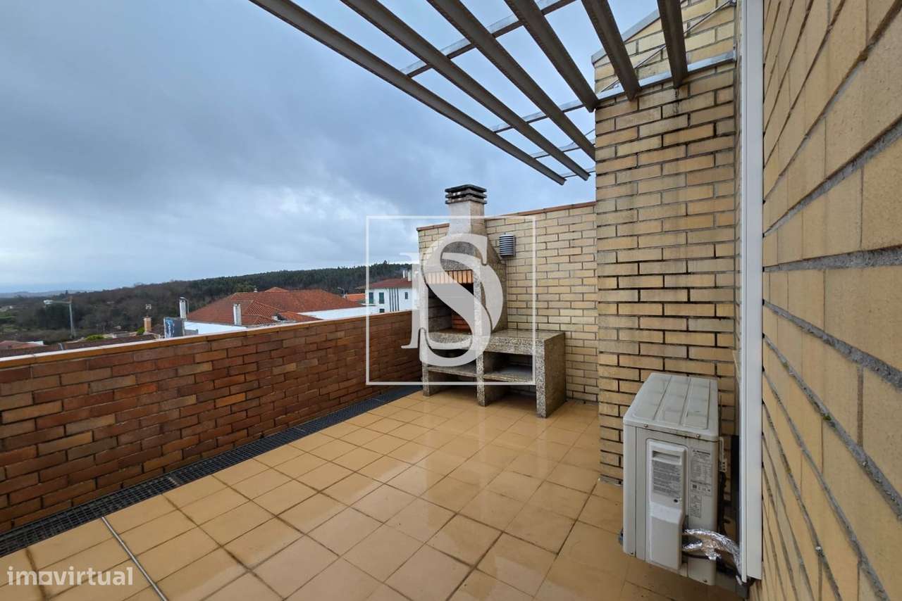 Apartamento T2 Duplex em Tondela-19