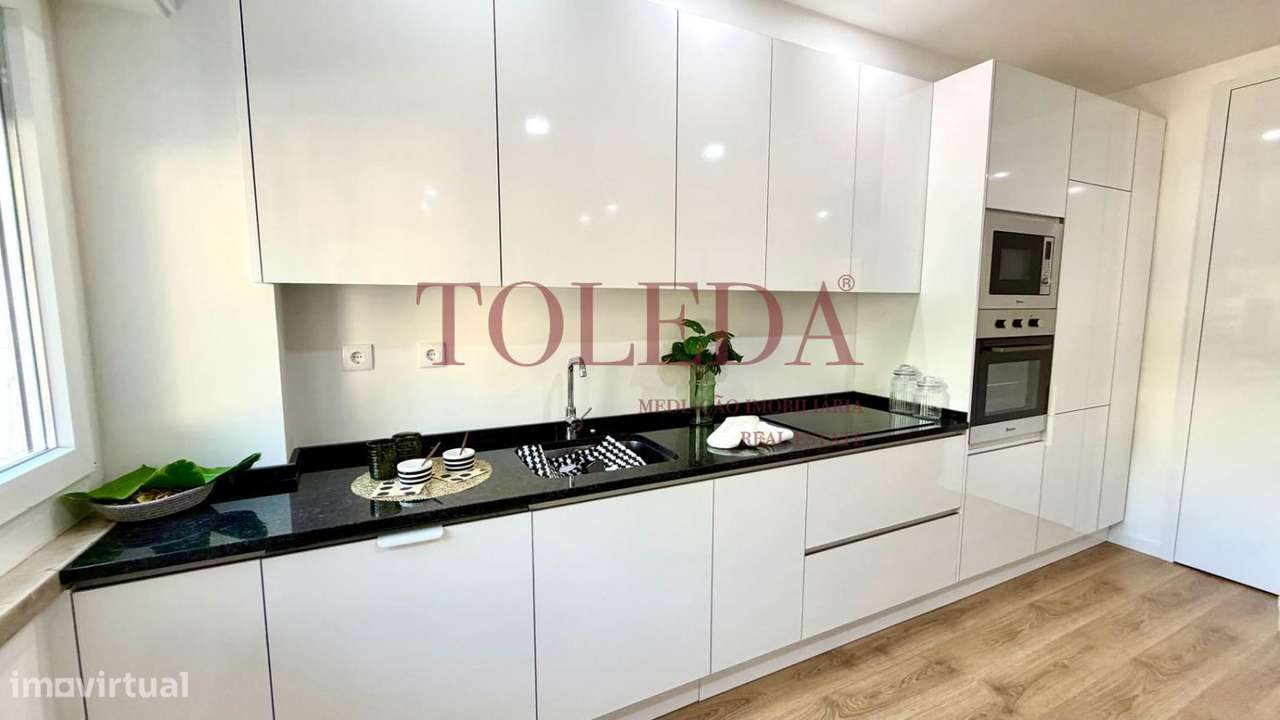 T3 Remodelado ao Colombo c/ varanda 3 WC-31