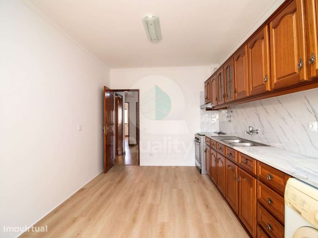 Apartamento T2 Excelente Localização - Grande imagem: 3/29