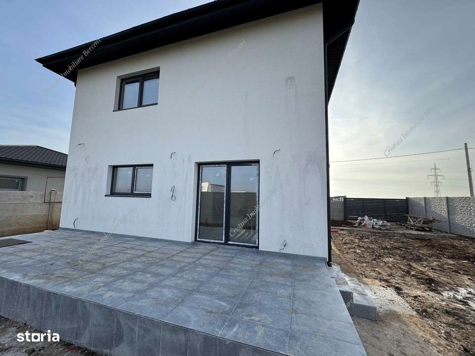 Vilă – casă spatioasă, 4 cam – comuna Berceni Ilfov - Imagine principală: 4/18