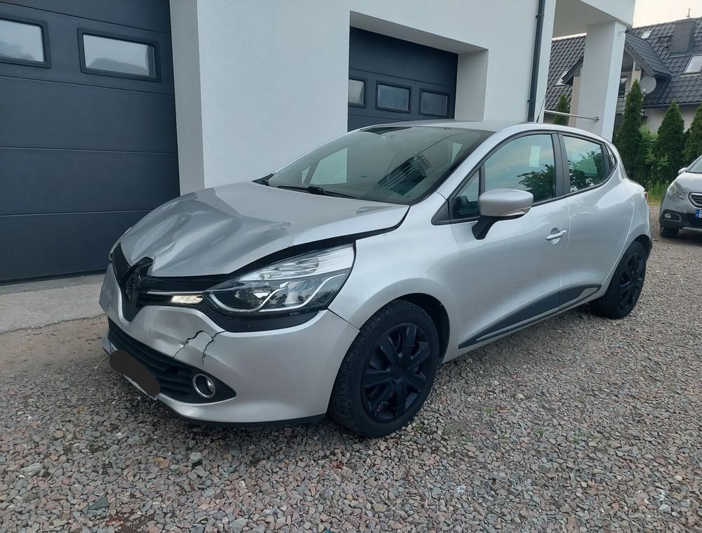 Renault Clio IV 1.2 16V 75 Dynamique 2015