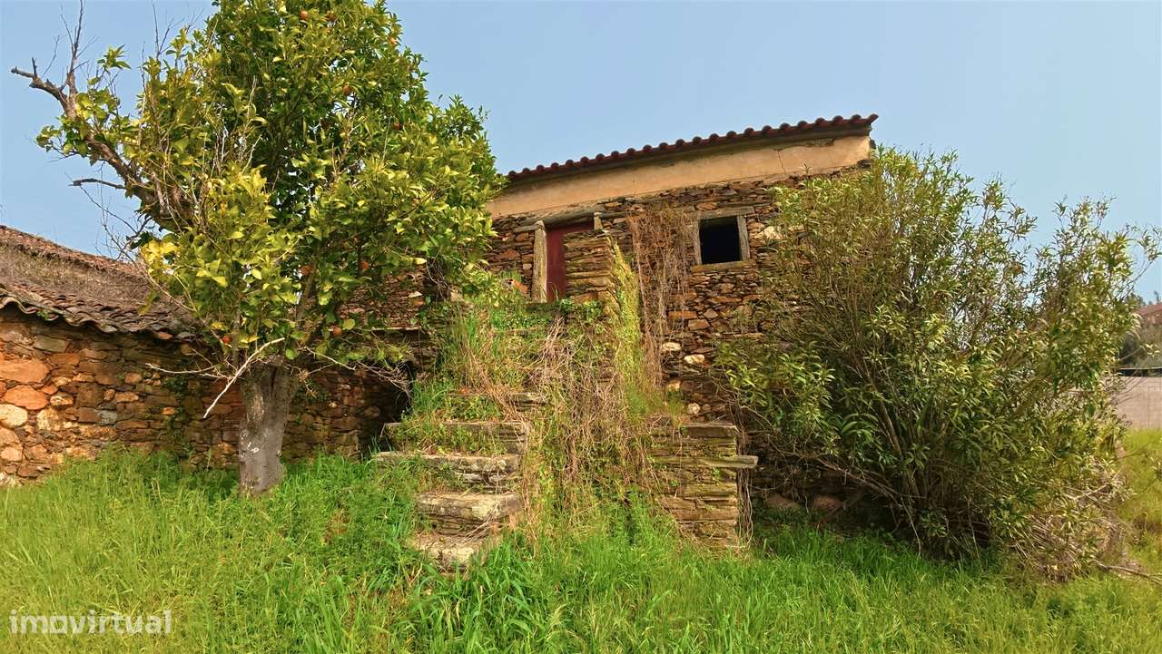 Moradia em xisto, sarzedas, castelo Branco. - Grande imagem: 3/21