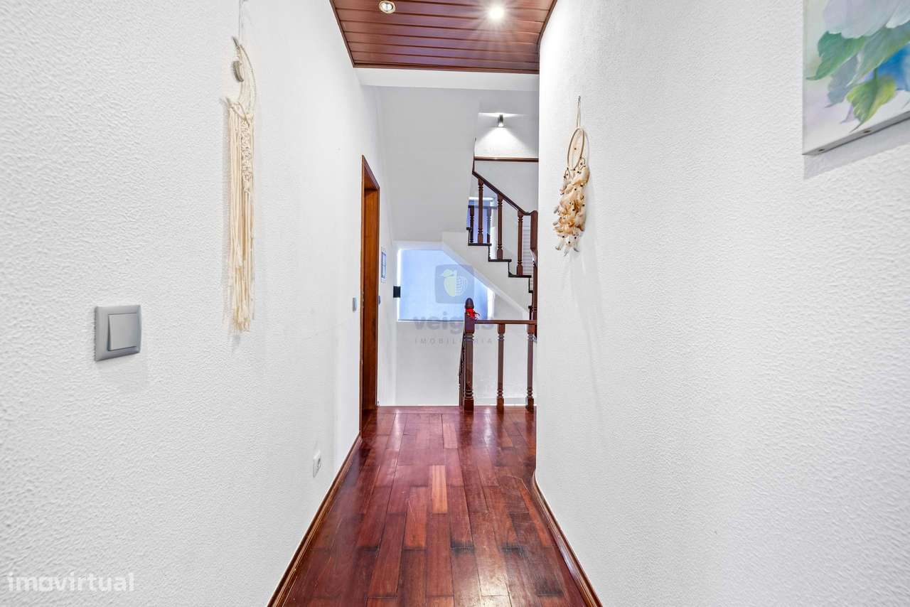 Prédio em Propriedade Total com Terraço, Garagens  no Montijo-22