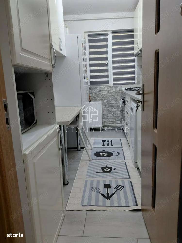 Apartamentu   3 camere, Zona Vest, Ploiești   La cheie-0