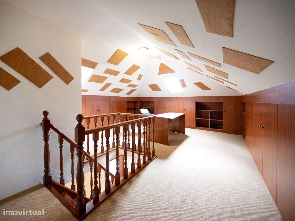 Moradia T3 com jardim | Cascais-24