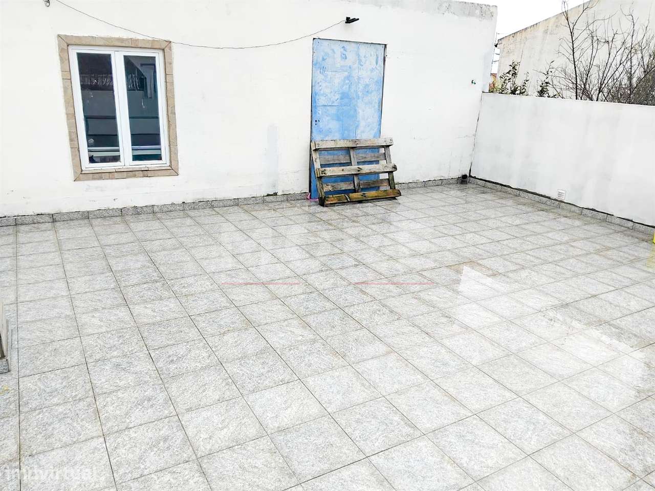 Moradia T3 Térrea Totalmente Remodelada-15