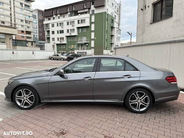 Mercedes-Benz E 220 BlueTEC 4MATIC - 4