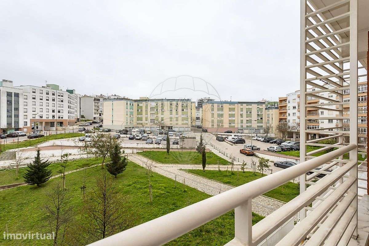 Apartamento T3 à venda em Feijó-38