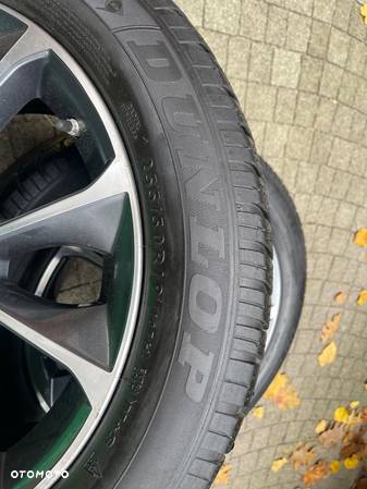 Sprzedam 4 opony zimowe SUV Dunlop 255/50/19 z homolgacją BMW - 7