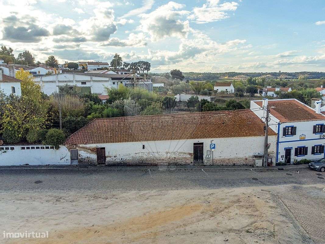 Moradia T4 para venda-16