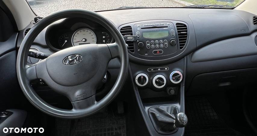 Hyundai i10 1.1 Comfort - 8