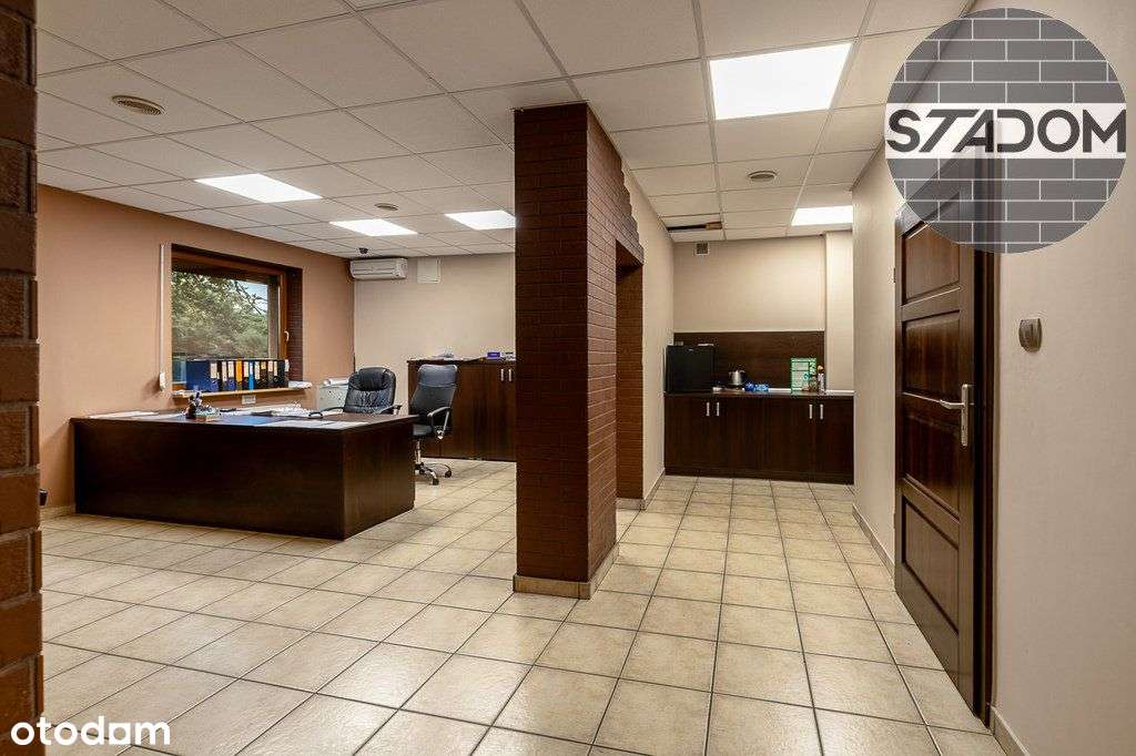 Dom z halami magazynowymi – Miejska Górka-11