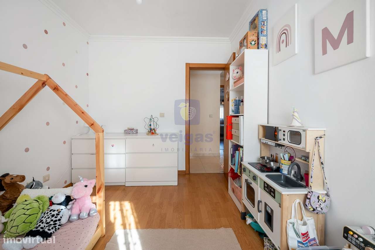 Apartamento T4 Alhos Vedros-11