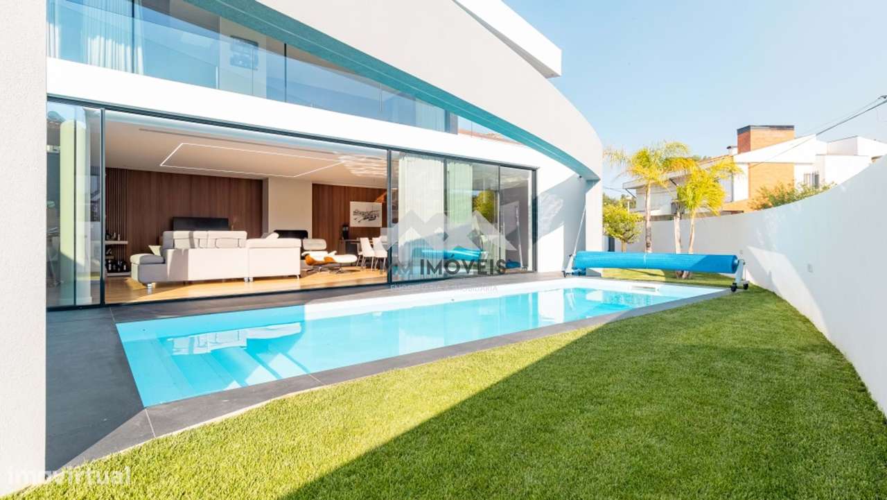 Moradia | T4 | Piscina | Maia-58