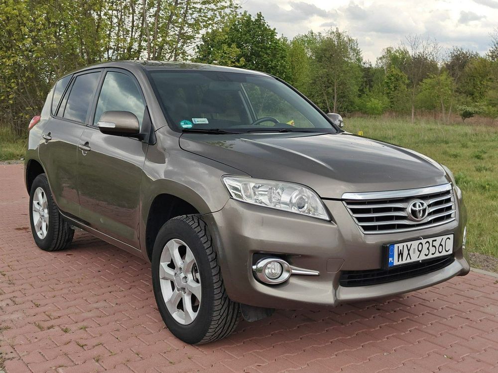 Toyota Rav4 III 2010