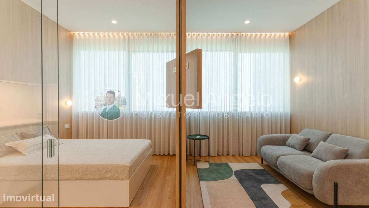 Apartamento T0 totalmente novo e mobiliado com lugar de garagem, Porto-10