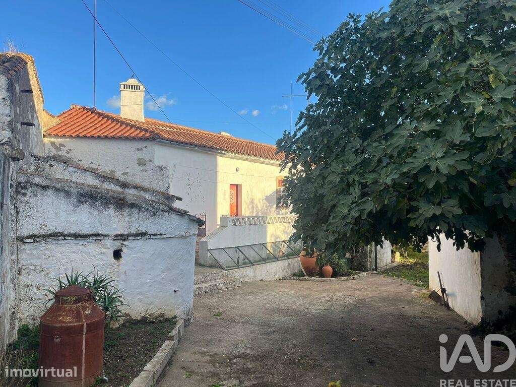 Casa / Villa T4 em Santa Clara-a-Nova e Gomes Aires de 326 m2 - Grande imagem: 5/28