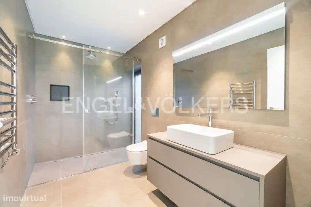 Moradia V4 Exclusiva perto do Carvoeiro-27