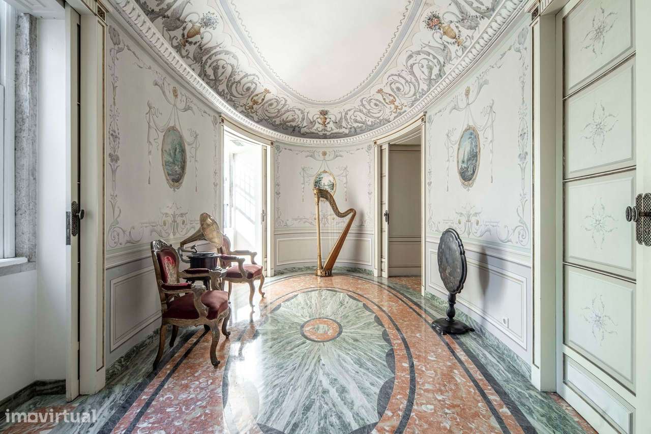 Palacete em excelente estado de conservação, Lisboa-41