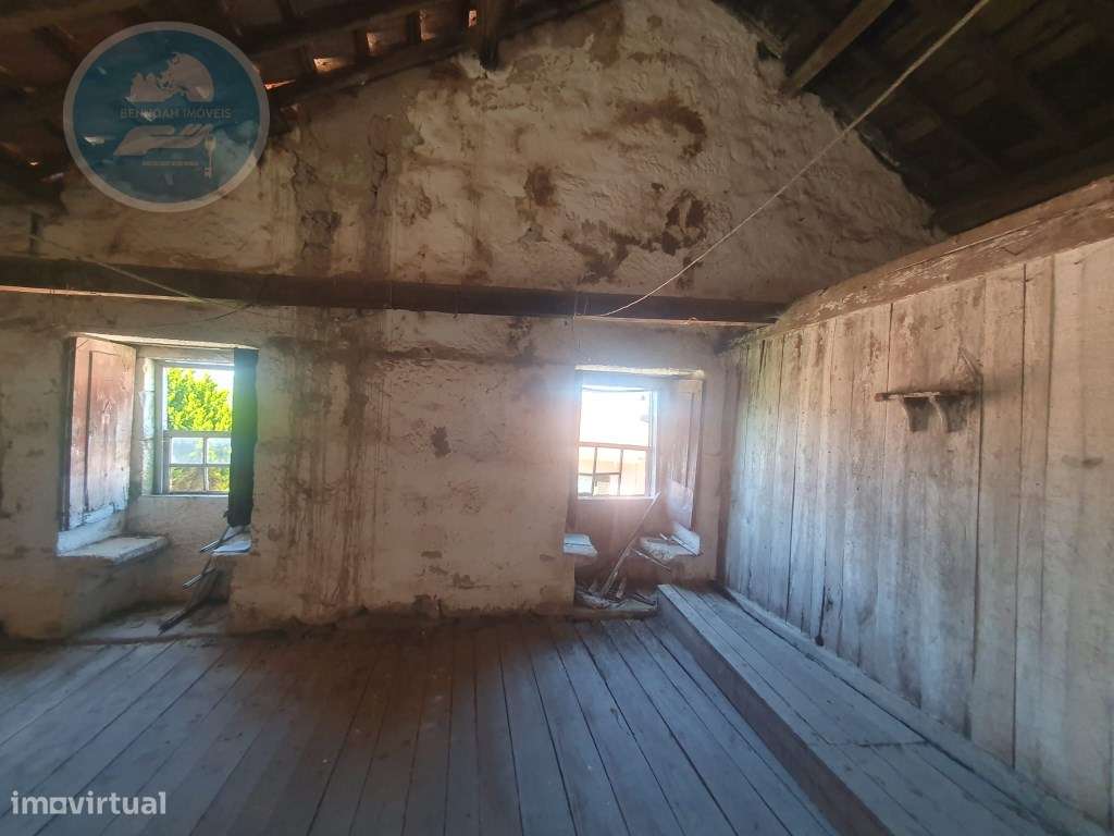 Casa em pedra para restauro em Vila Boa- Cabeceiras de Basto-17